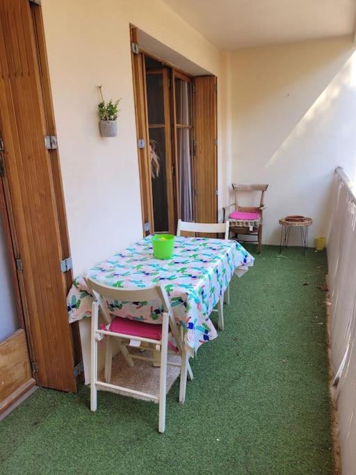 Apartmán Au Calme, 200M Du Centre T2 Avec Balcon Et Parking Cassis Exteriér fotografie