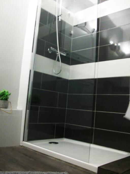 Apartmán Au Calme, 200M Du Centre T2 Avec Balcon Et Parking Cassis Exteriér fotografie