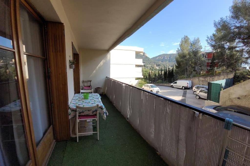 Apartmán Au Calme, 200M Du Centre T2 Avec Balcon Et Parking Cassis Exteriér fotografie